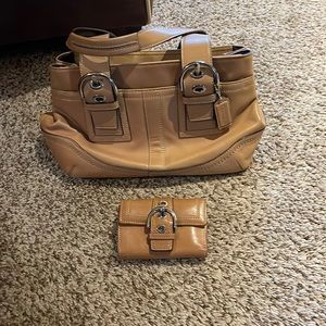 Authentic Coach handbag w/ matching wallet